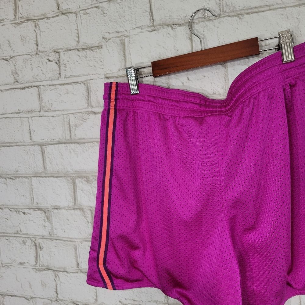 NIKE purple athletic shorts - Picture 8 of 11